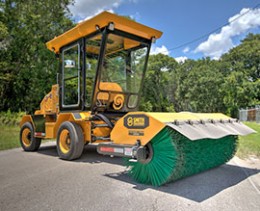 SCM 400 Super Broom - Self Propelled Sweeper